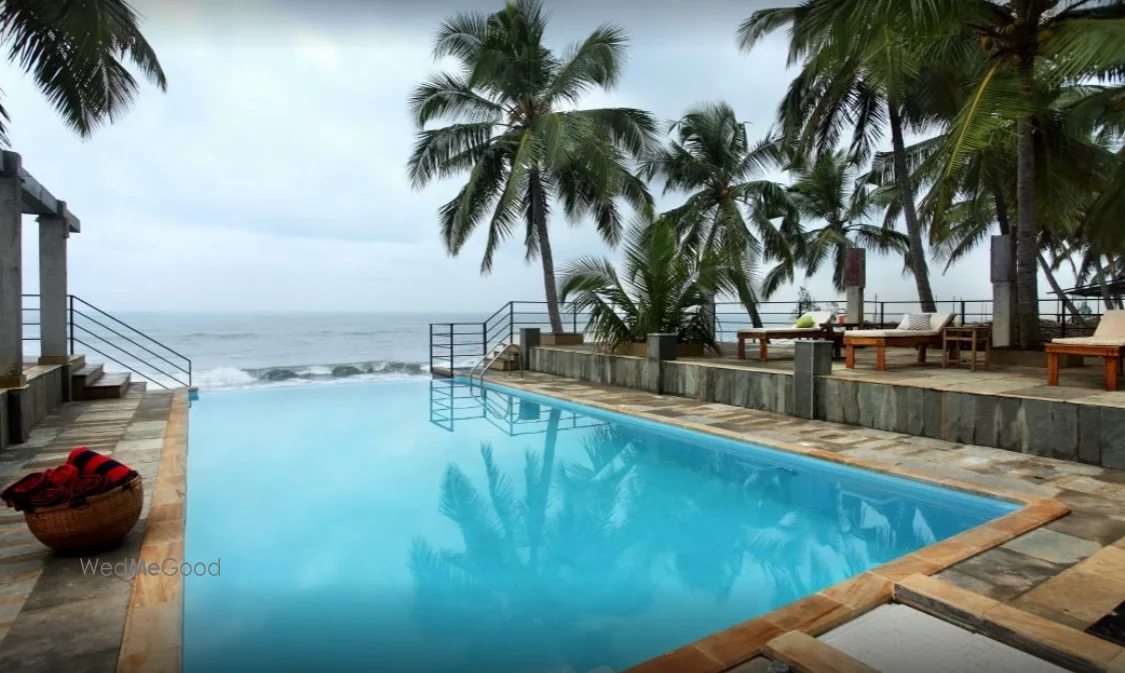 36 Palms Beach Resort — property listing photograph