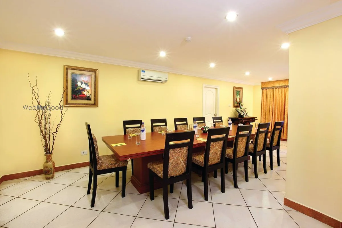 Emerald Hotel and Resorts — property listing photograph