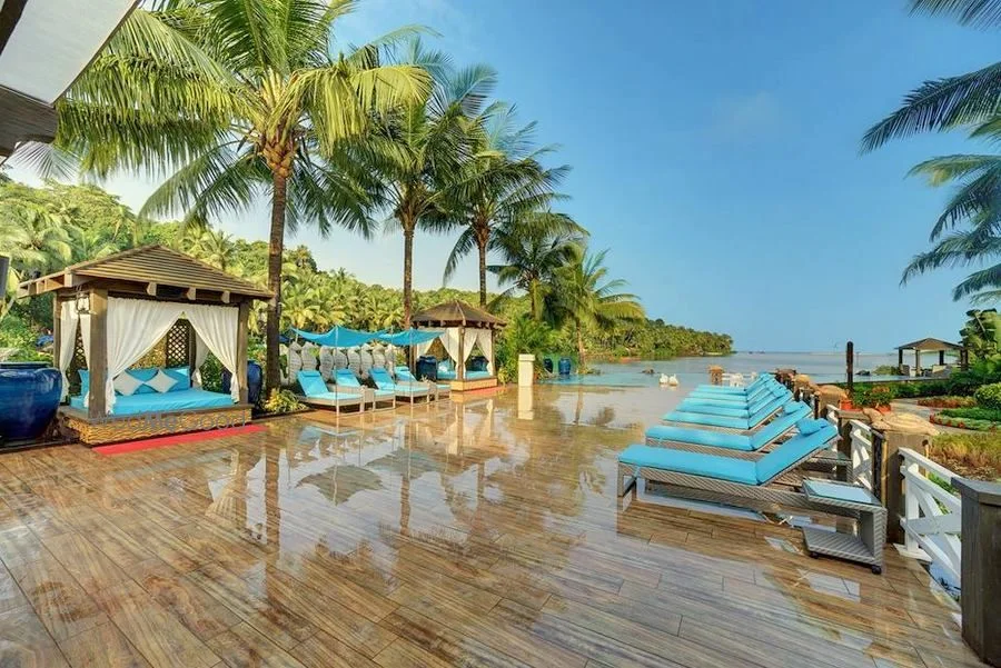 Fenicia Riverside Resort — property photograph