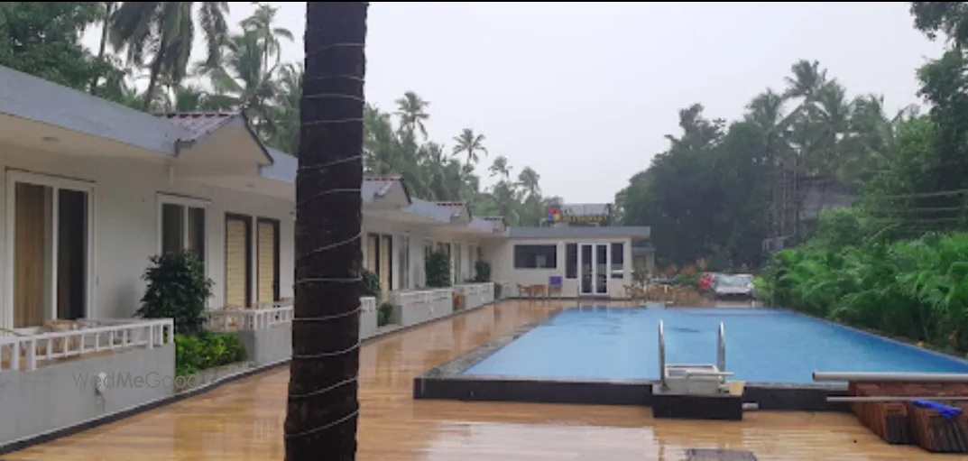 Golden Sands Resort — photograph from the property’s public venue listing