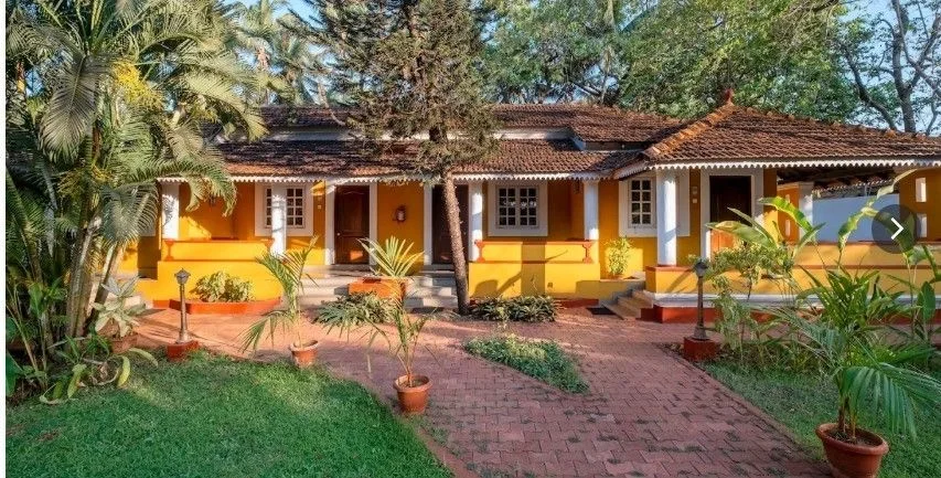 Granpa's Inn Hotel Bougainvillea — photograph from the property’s public venue listing