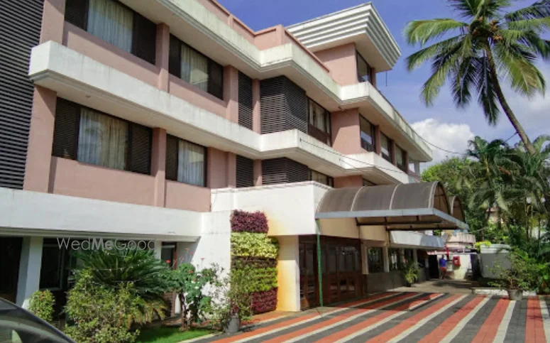 Hotel Highway Garden — property photograph