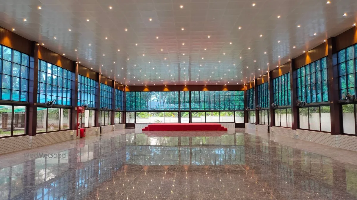 Linus Auditorium — property photograph