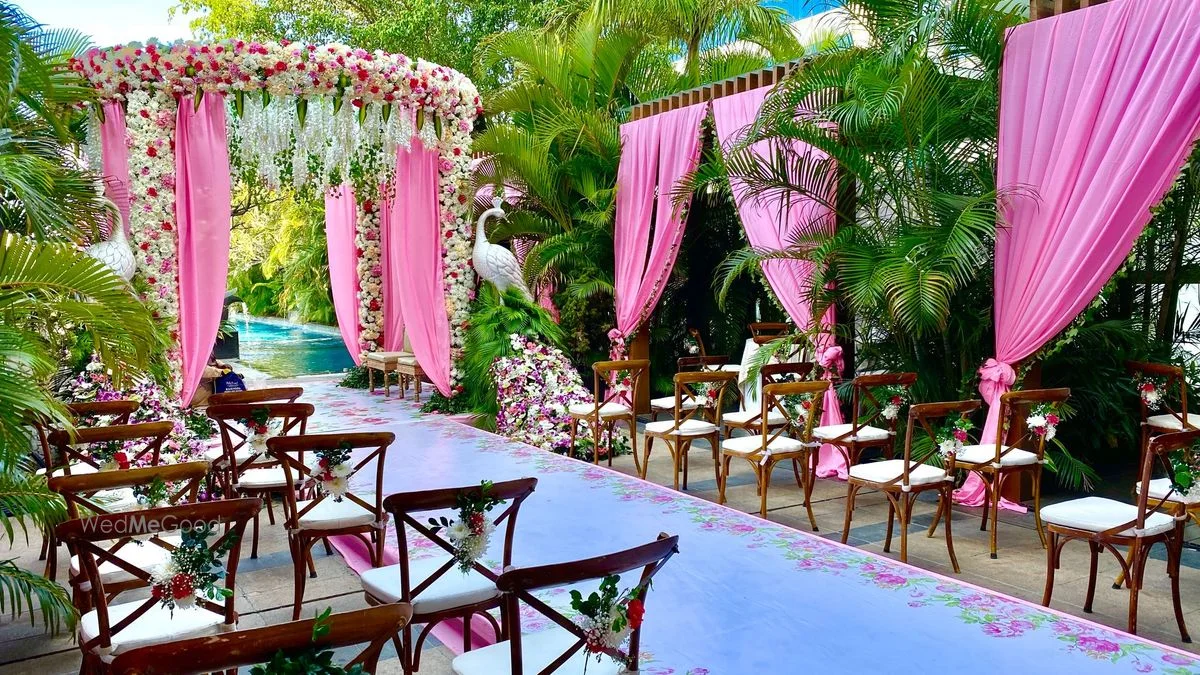 Luxury wedding reception at a five-star Bangalore hotel — Panigrahana