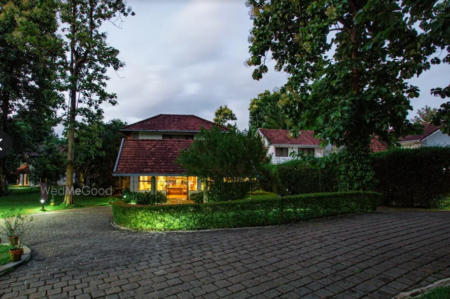 Whispering Waters Resort — property listing photograph