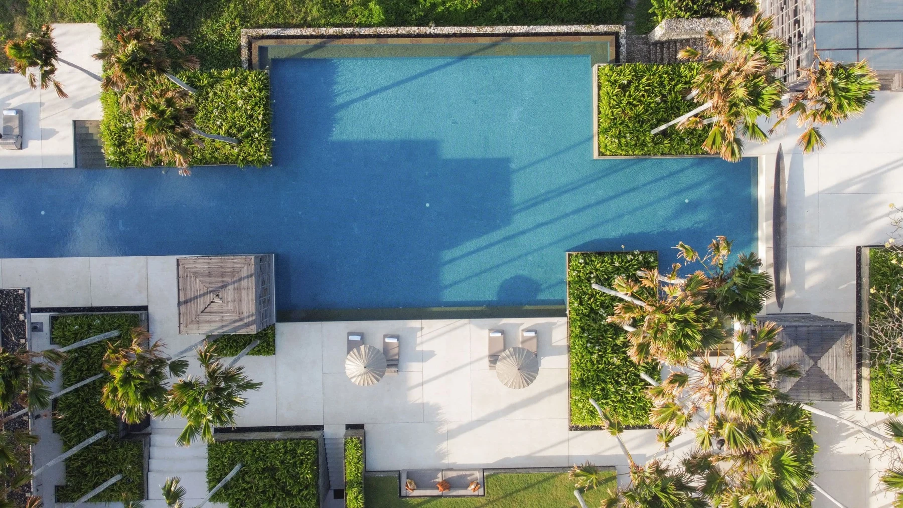 Main pool aerial view at Alila Villas Uluwatu, Bali