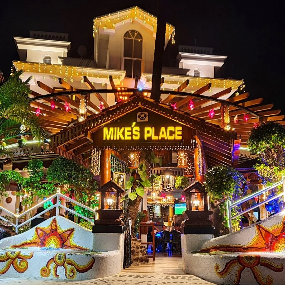 Illuminated entrance at Mike's Place, Cavelossim